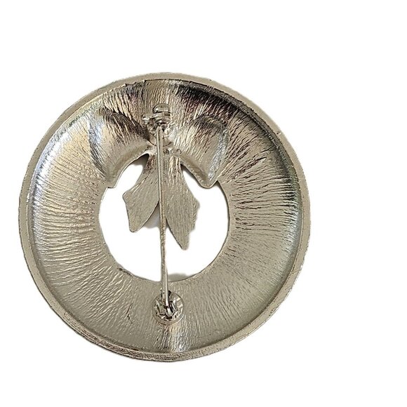 Vintage Christmas Wreath Brooch With Bow and Ornaments - Picture 2 of 4